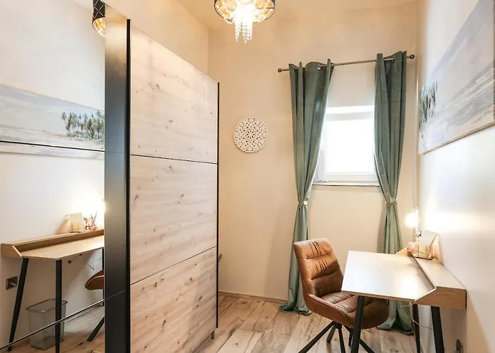 Апартаменты Shady Garden Задар