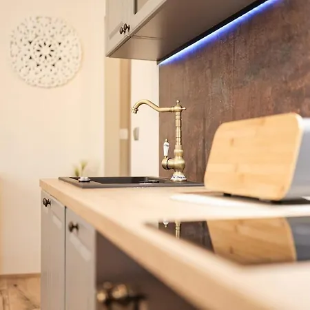 Shady Garden Апартаменты