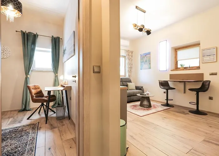 Shady Garden Lägenhet